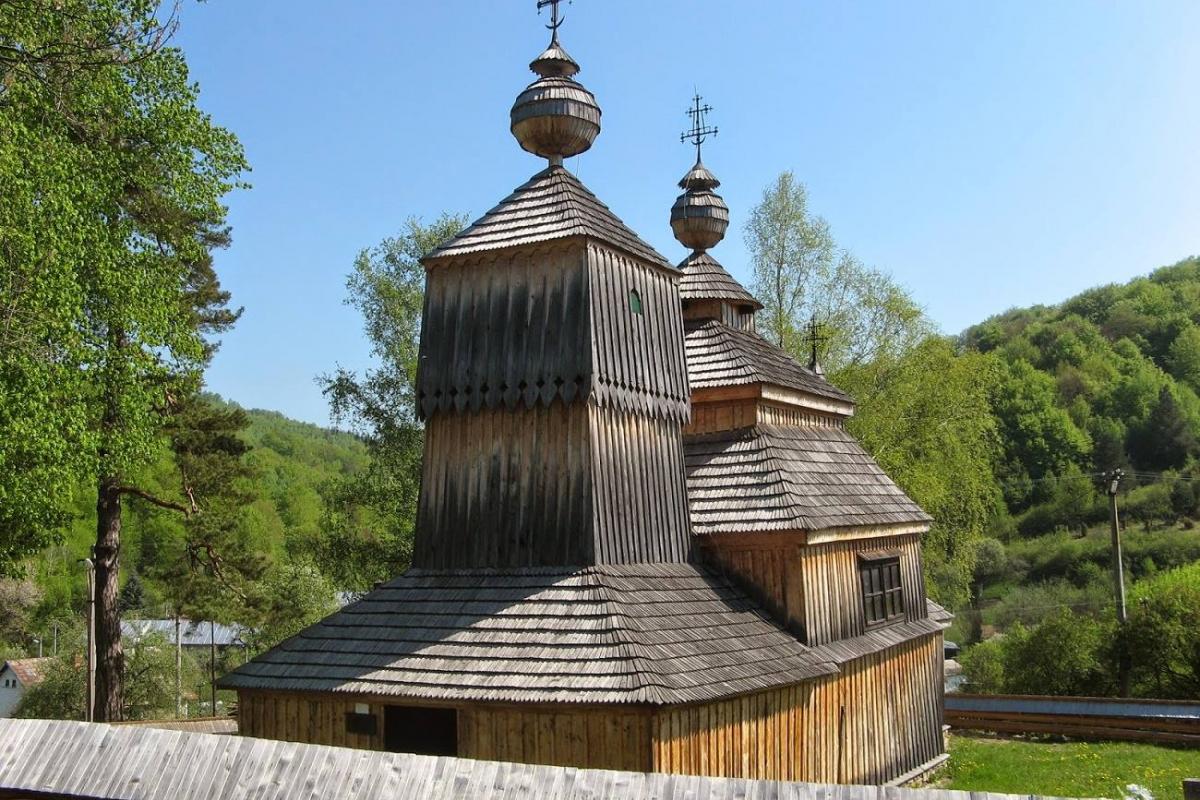 Словакия, деревянные церкви в Карпатах. Всемирное наследие UNESCO